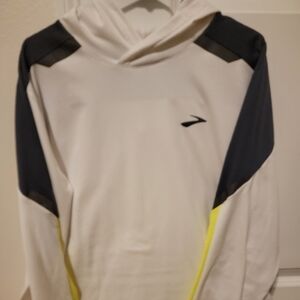 Brooks Run Visible Thermal Hoodie Black and White Hoodie with Yellow Trim